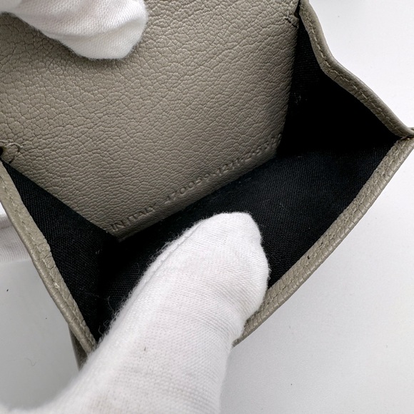 BALENCIAGA Neo classic Mini Wallet in Gray Grained Calfskin - Picture 11 of 15